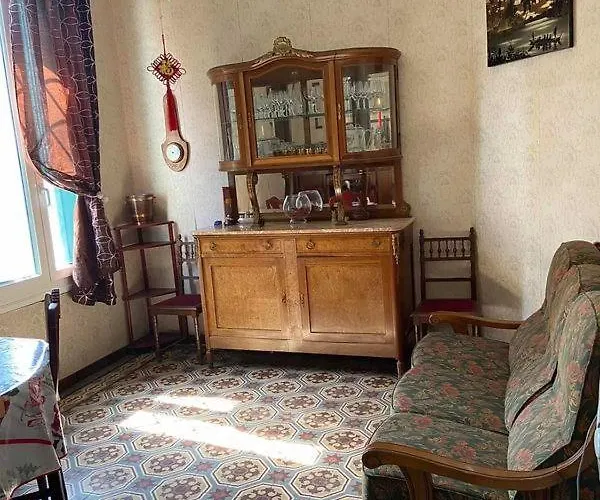 Maison De Village En Roussillon Proche