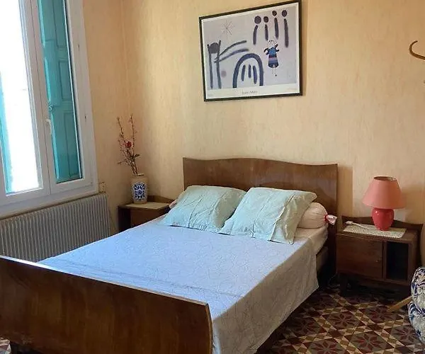 Maison De Village En Roussillon Proche *